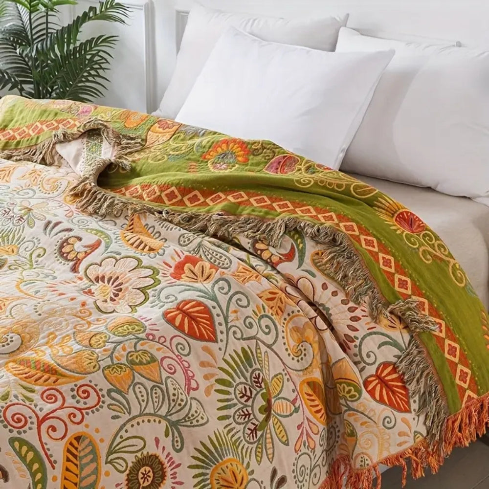 Reversible Bohemian Blanket: Soft Comfort with Floral Pattern – Cofik