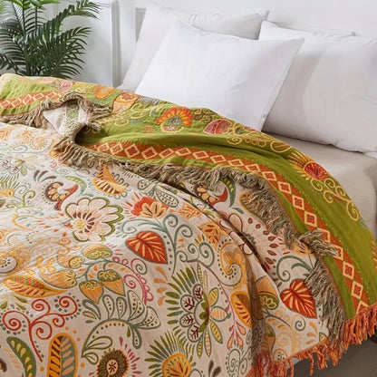 Reversible Bohemian Blanket: Soft Comfort with Floral Pattern