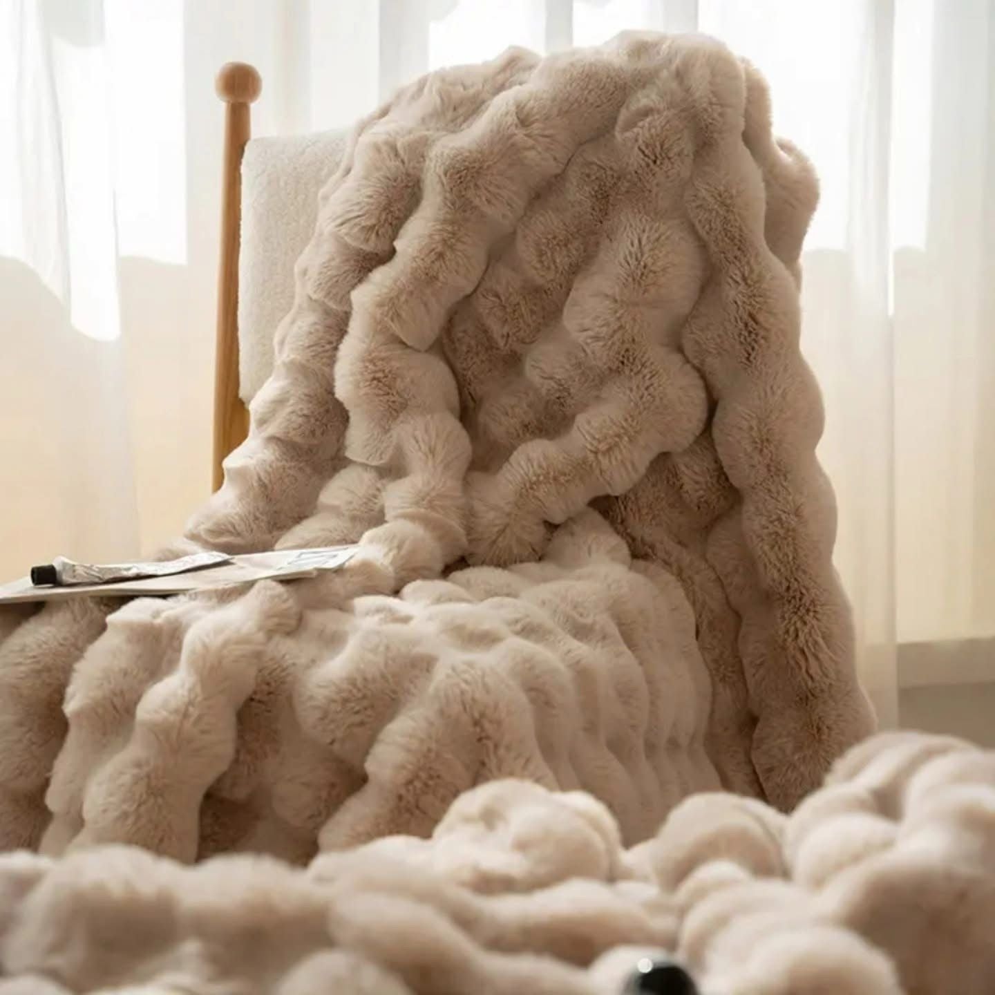 Plush Fuzzy Winter Throw Blanket