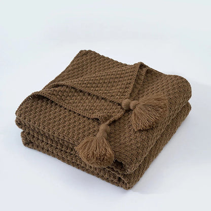 Cozy Nordic Throw Blanket