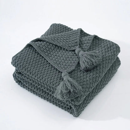 Cozy Nordic Throw Blanket