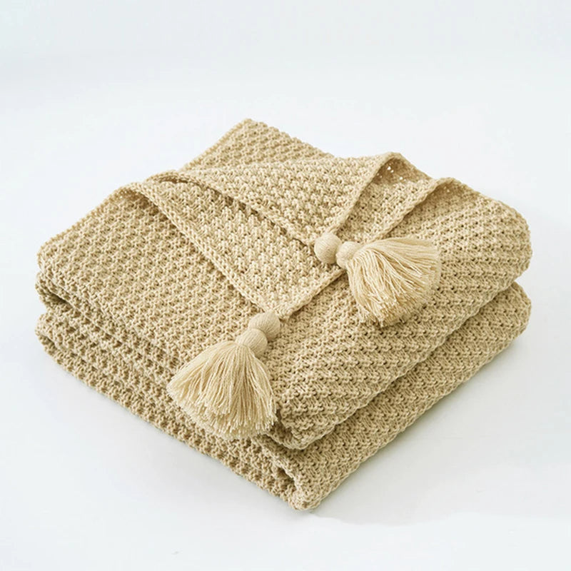 Cozy Nordic Throw Blanket