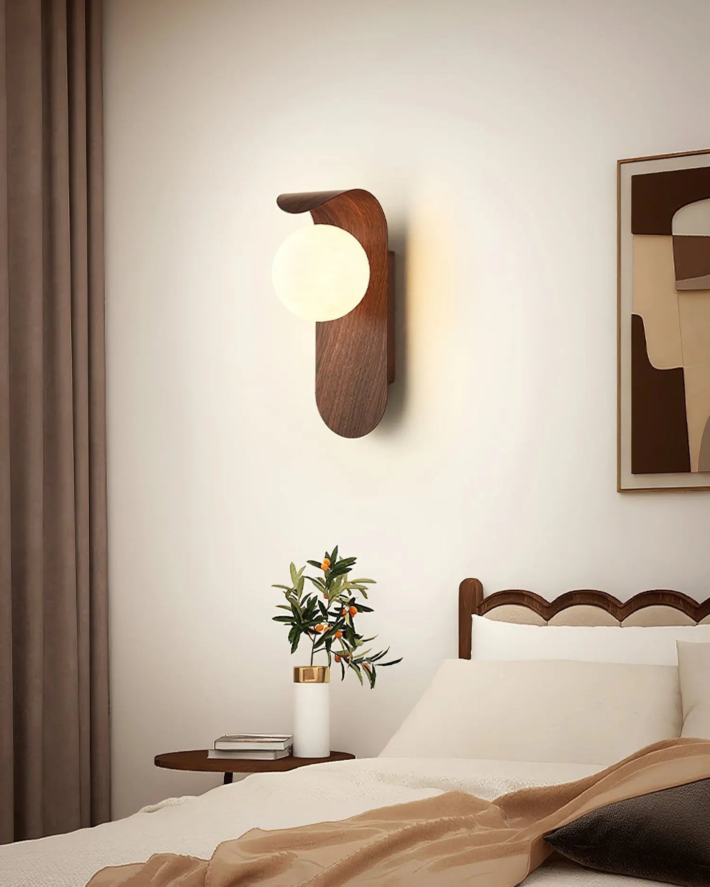 Elegant Contemporary Wall Light Fixture