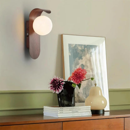 Elegant Contemporary Wall Light Fixture