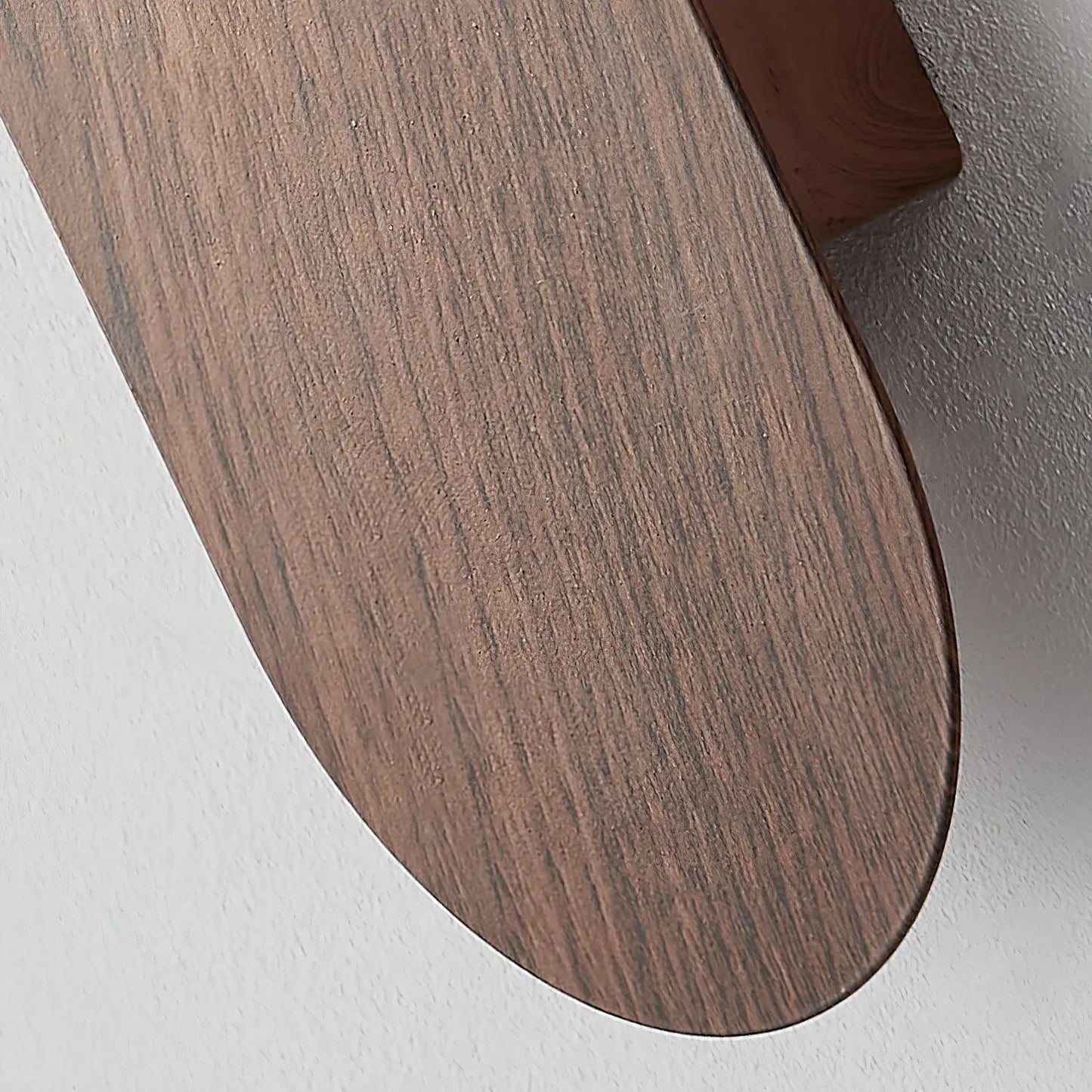 Elegant Contemporary Wall Light Fixture