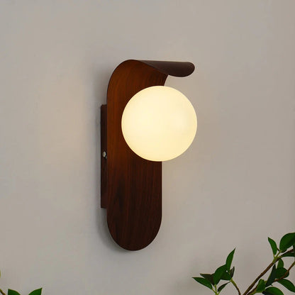 Elegant Contemporary Wall Light Fixture
