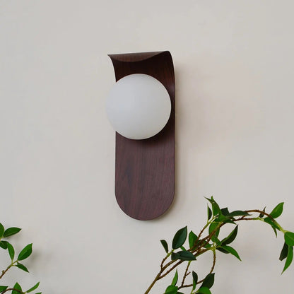Elegant Contemporary Wall Light Fixture