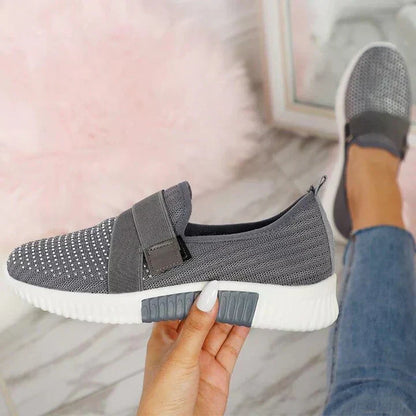 Slip-On Sneaker for Women with Velcro | Improve Your Walking Posture!