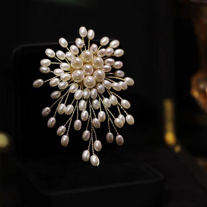 Elegant Pearl Pin for Ladies