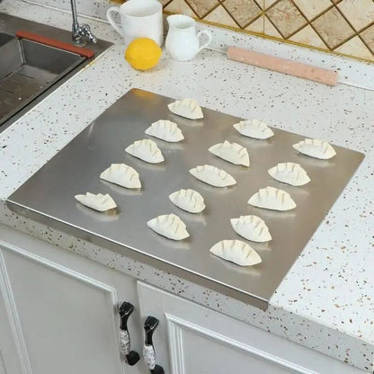 STEELCUT PRO - Stainless steel cutting board with non-slip underside & integrated lip