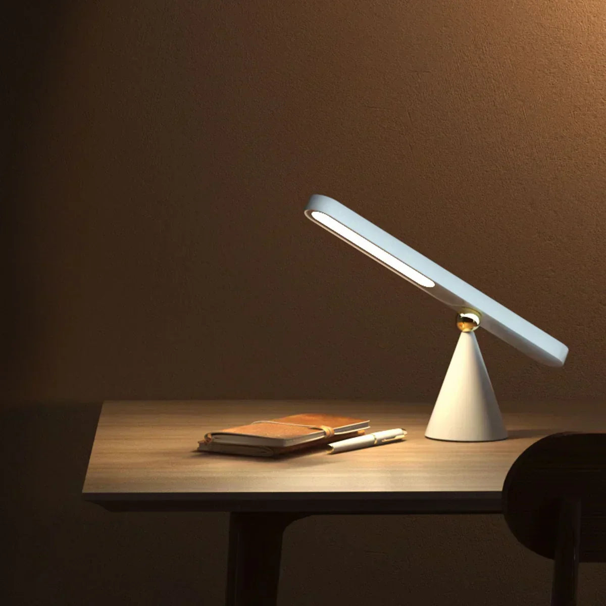 Modern Desk Light - Luminza | Noxord