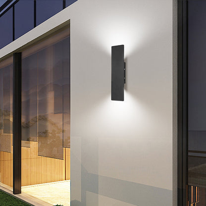 Durable Outdoor Weatherproof Wall Light