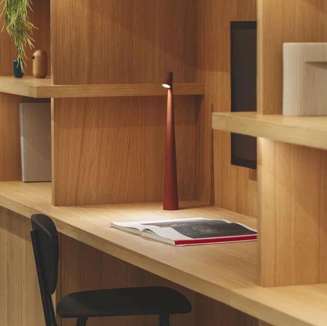 Sleek LED Desk Lamp – Contemporary Style