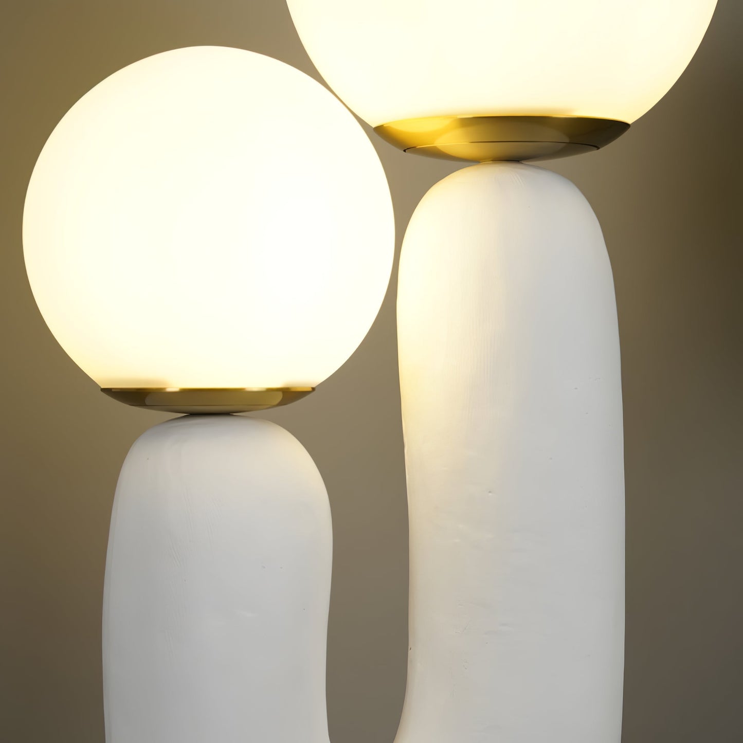 Elegant Wooden Table Light with Earthy Tone