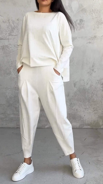 Two-Piece Leisure Suit with Round Neck and Long Sleeves