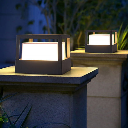 Outdoor Double Head Solar Post Light Lamp