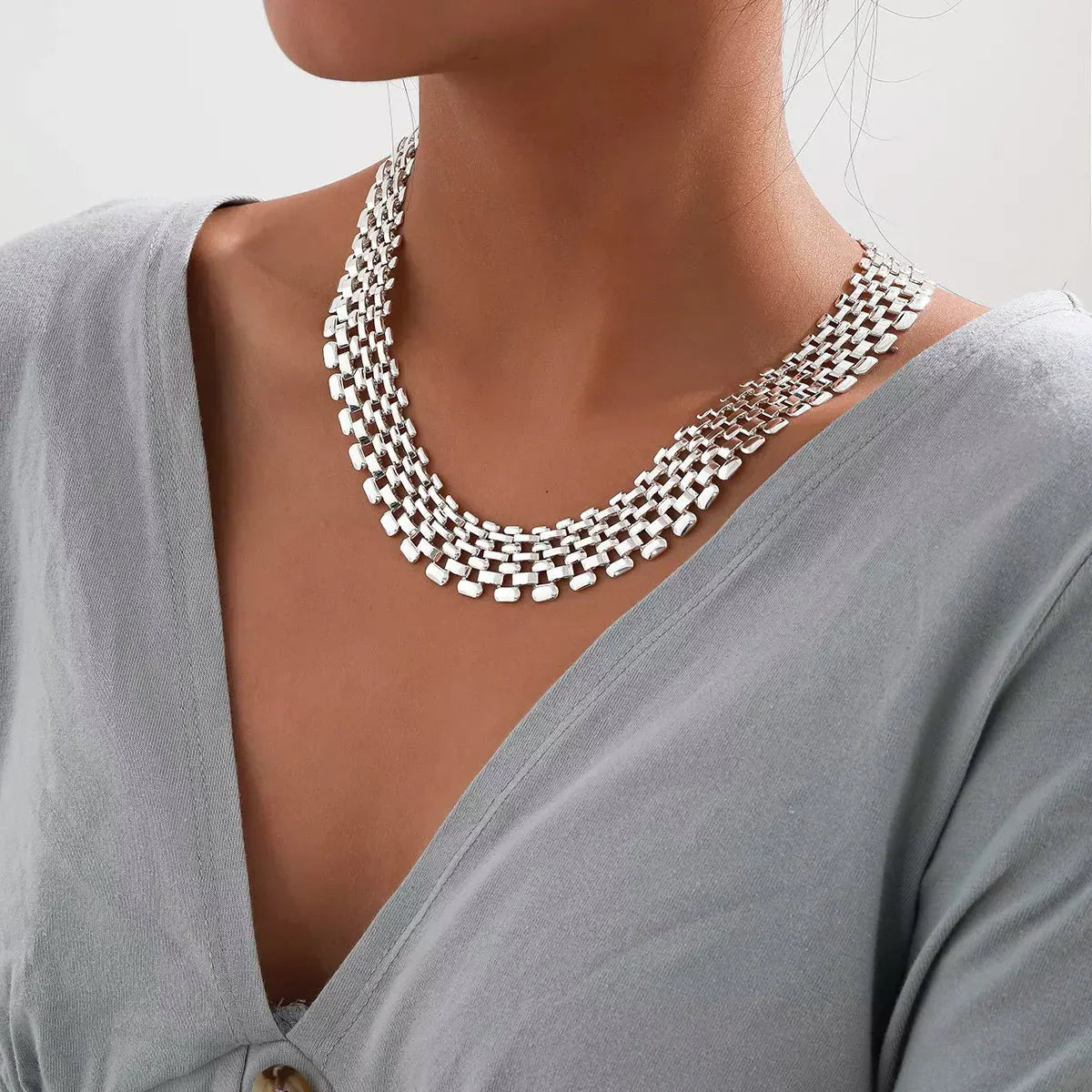 Delicate Thin Bar Chain Choker Necklace