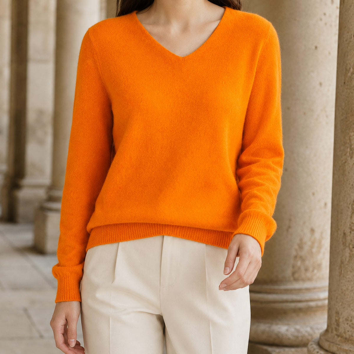 Women's Fine Wool V-Neck Relaxed Pullover Sweater