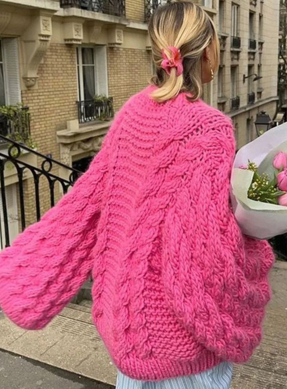Women's Oversized Chunky Cable-Knit Sweater