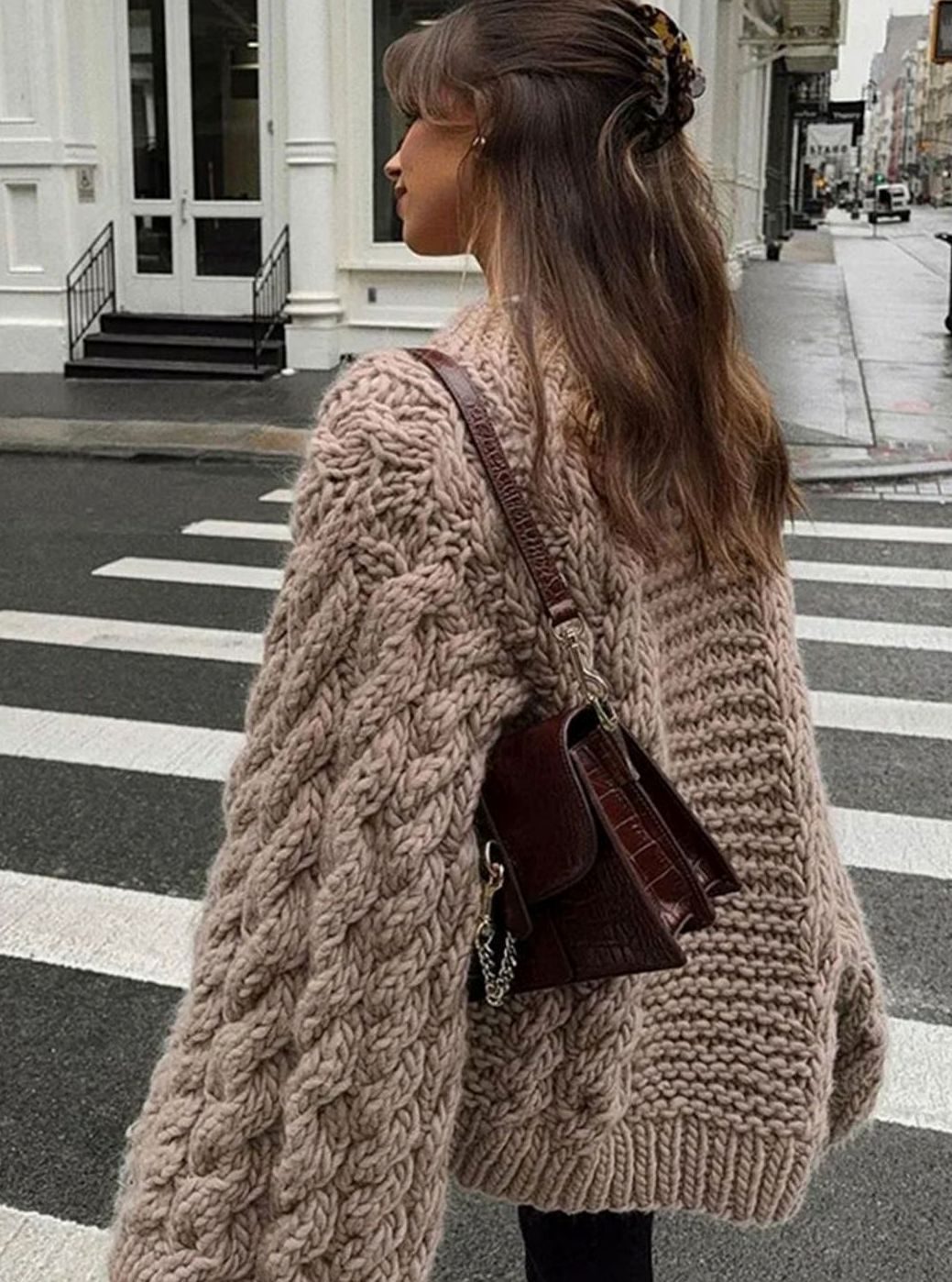 Women's Oversized Chunky Cable-Knit Sweater