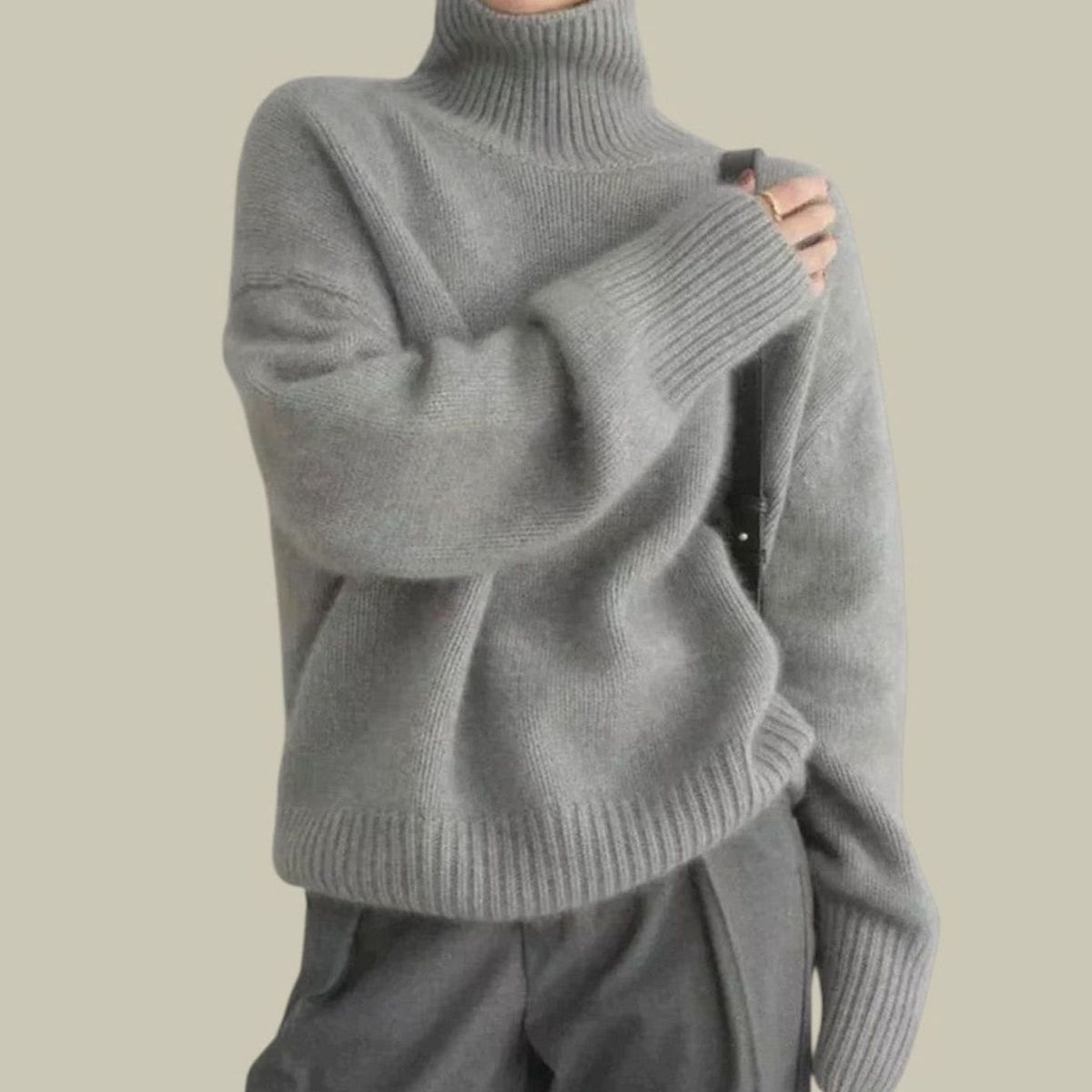 Women's Relaxed-Fit Merino Wool Turtleneck Sweater