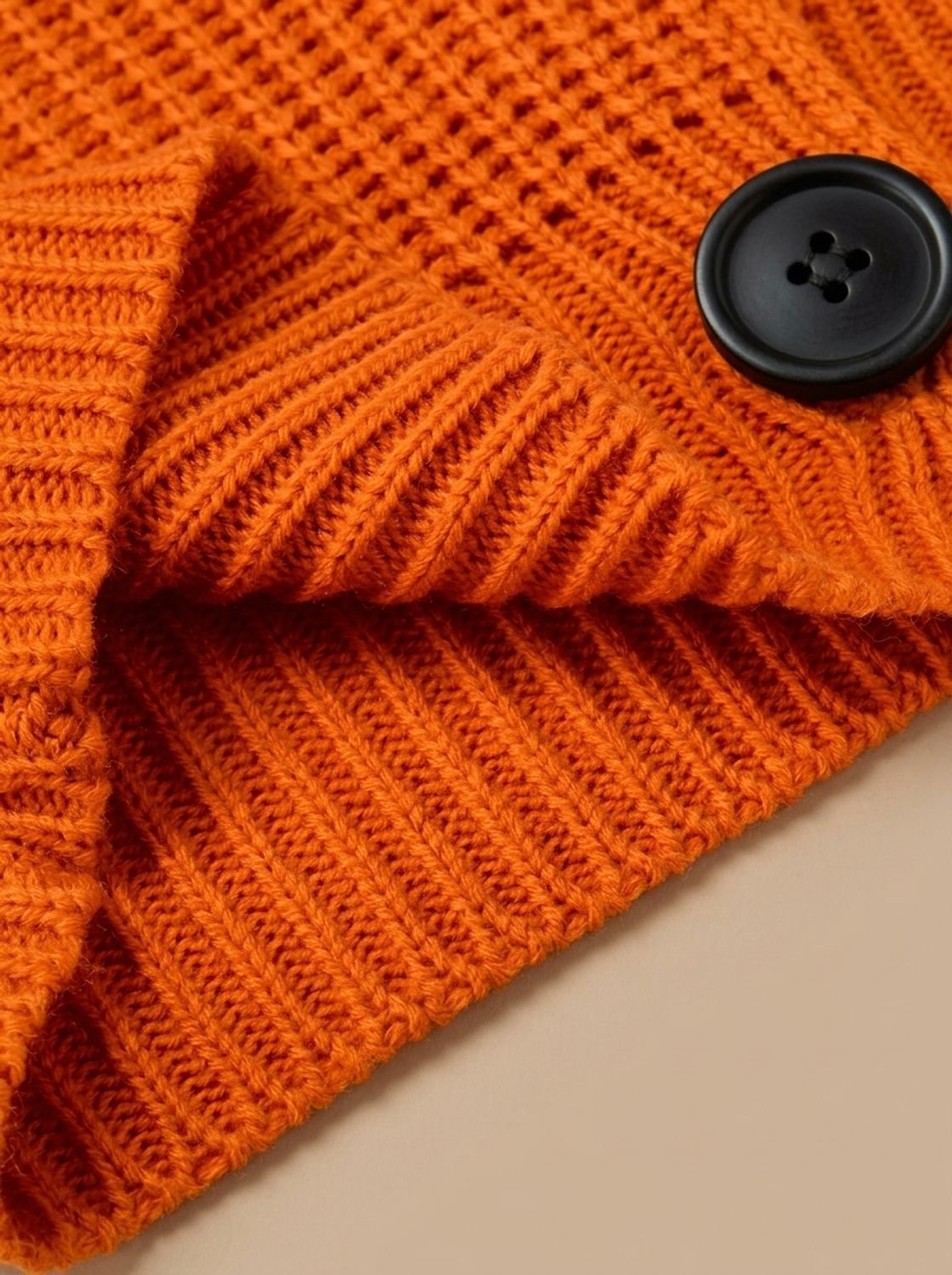 Women's Relaxed-Fit Ribbed-Knit Fold-Over Collar Sweater