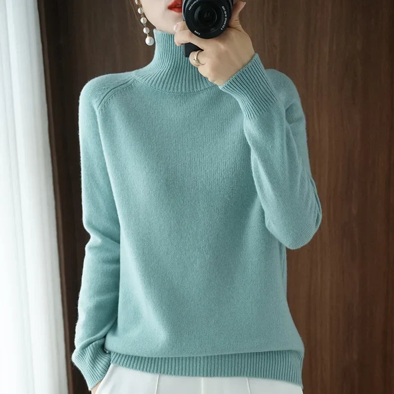 Women's Soft Merino Wool Turtleneck Knit Sweater