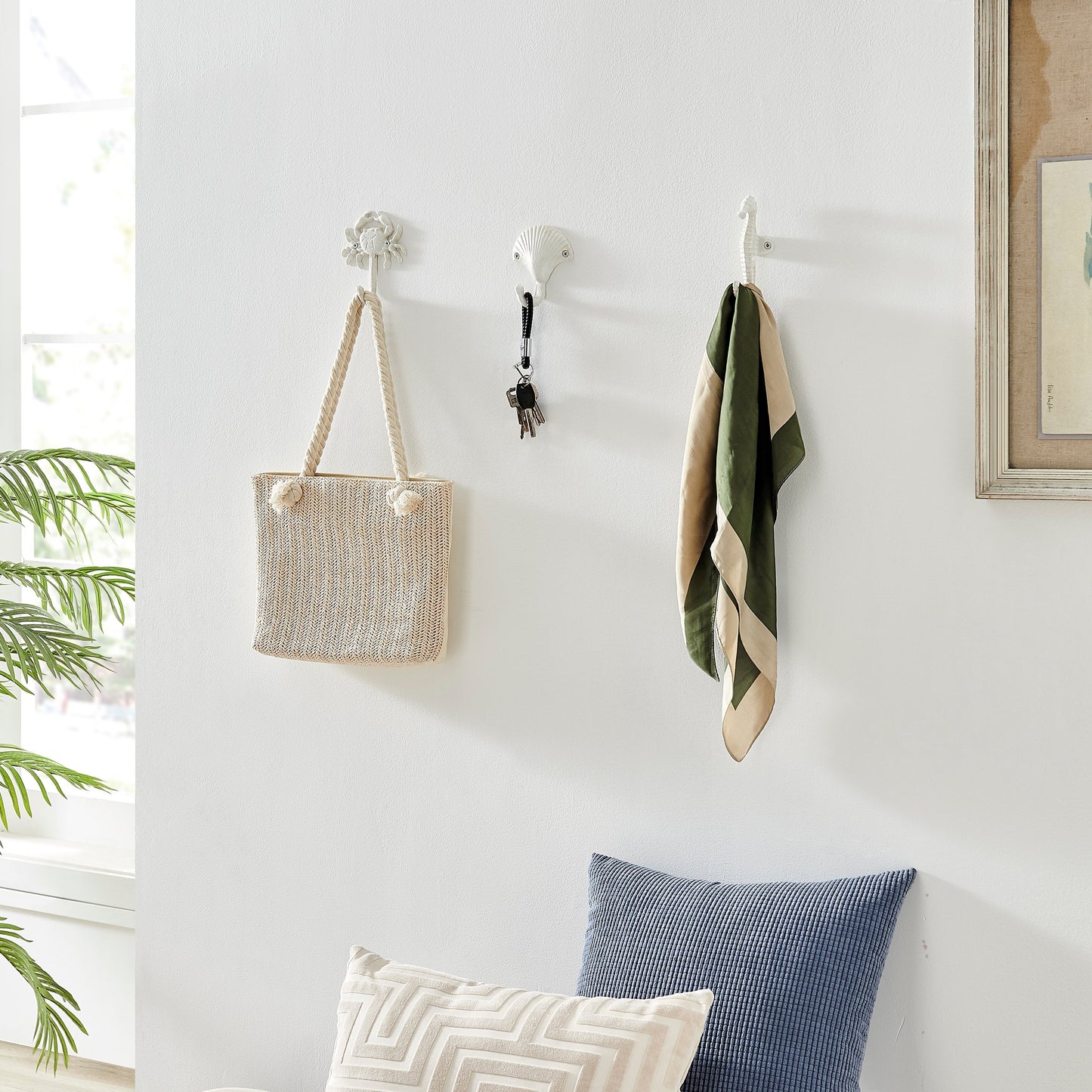 Coastal Ocean 3 Piece Wall Hook Set - Shell, Crab, Seahorse