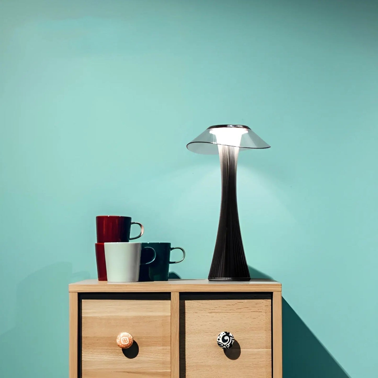 Elegant Italian Style Table Lamp